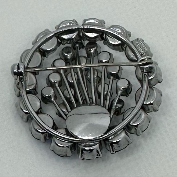 Bundle of Vintage Silver-Tone Rhinestone Brooch and Blue Rhinestone Ring - Picture 3 of 6